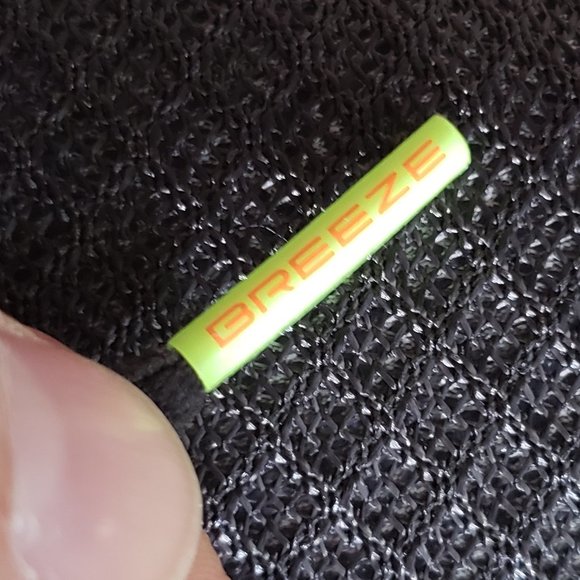 NEW Under Armour Charged Breeze Men's 3025129-104 Size 9.5 Grey/White/Green/Oran - Picture 7 of 10